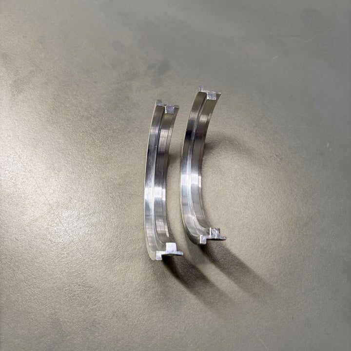 Holden & Chrysler Rear Seal Conversion