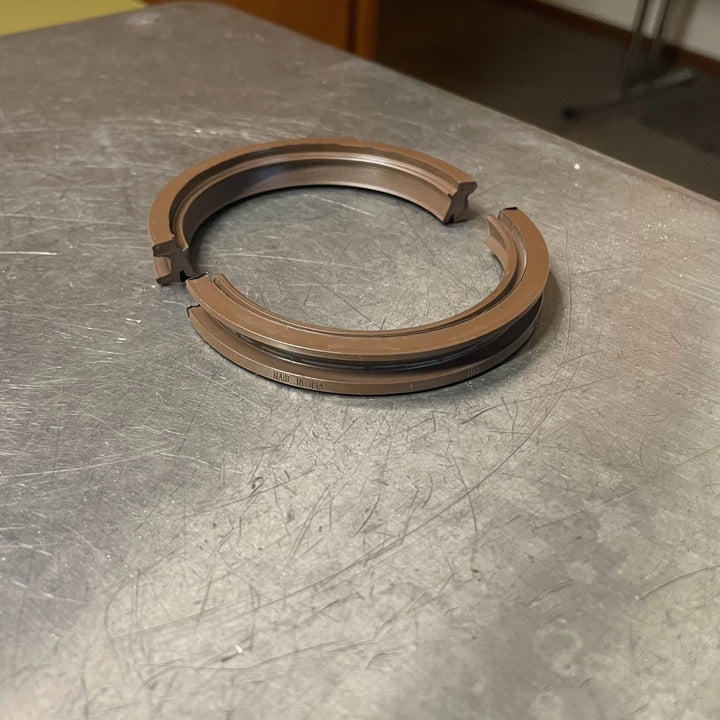 Holden & Chrysler Rear Seal Conversion Kit Seal